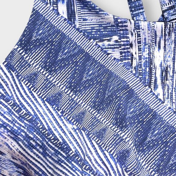 Lululemon Energy Bra – Central Saint Martins Collab | Size 6 - Picture 6 of 8